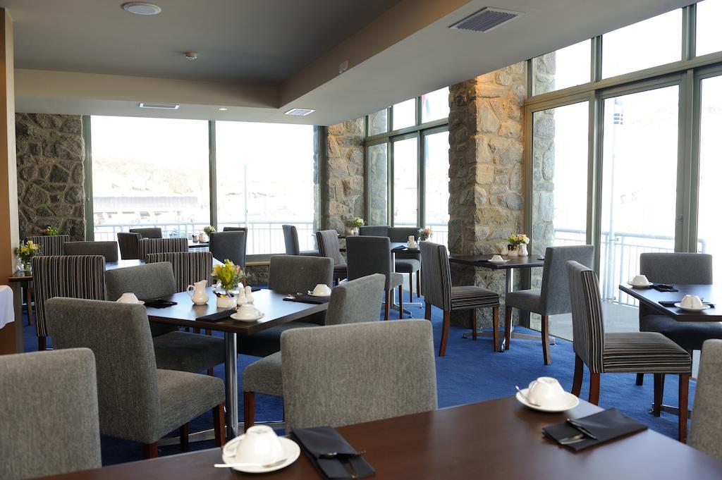 The Perisher Valley Hotel Exterior photo