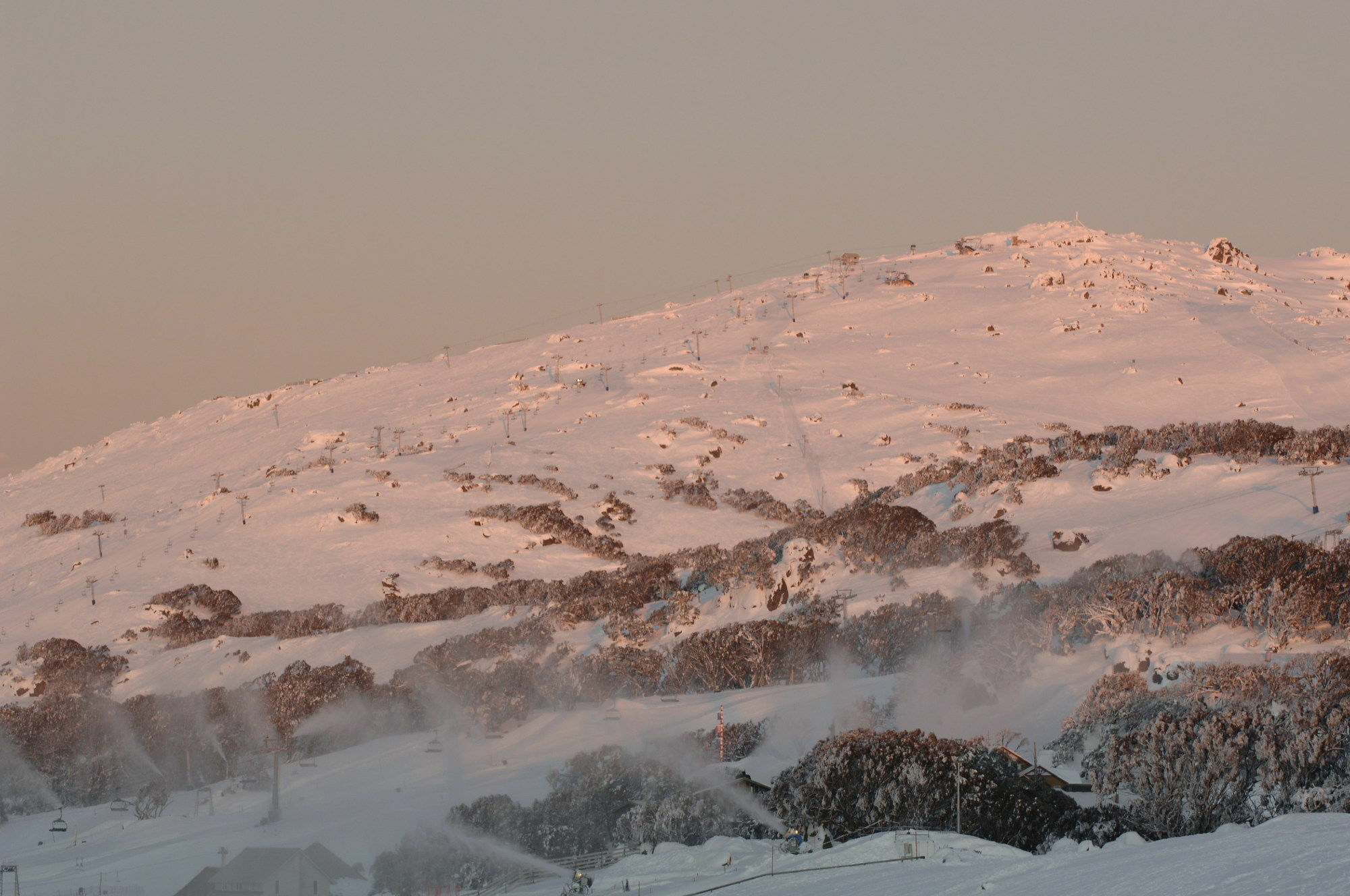 The Perisher Valley Hotel Exterior photo